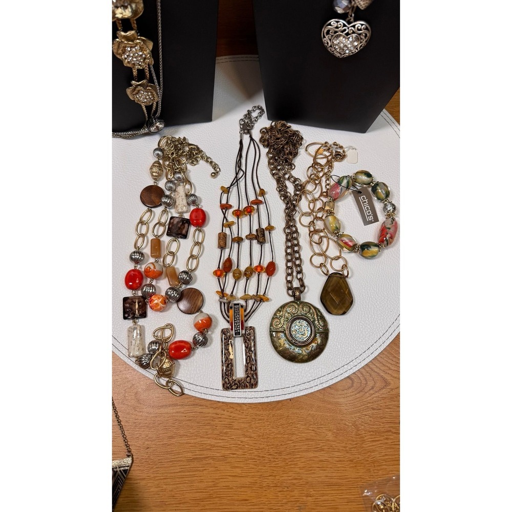 Chico's Necklace and bracelet bundle (lot of 5)